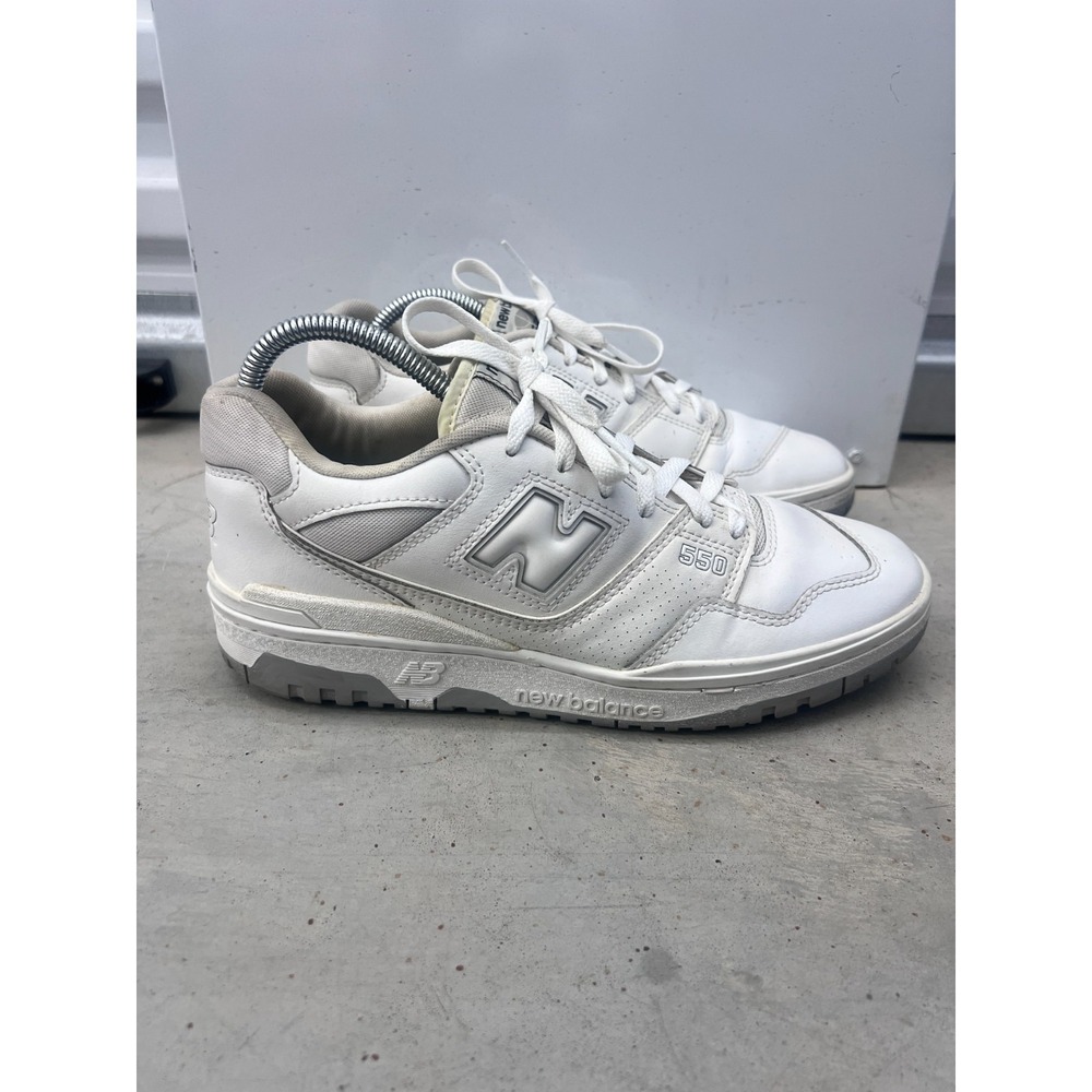 New Balance 550 BB550PB1 Sneaker Mens US 8.5D White Gray Leather Lifestyle Shoes